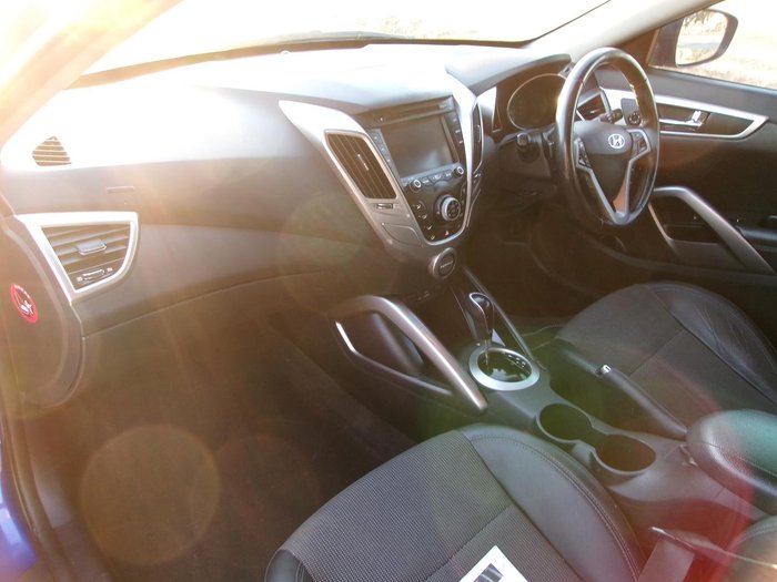 2014 Hyundai Veloster 
