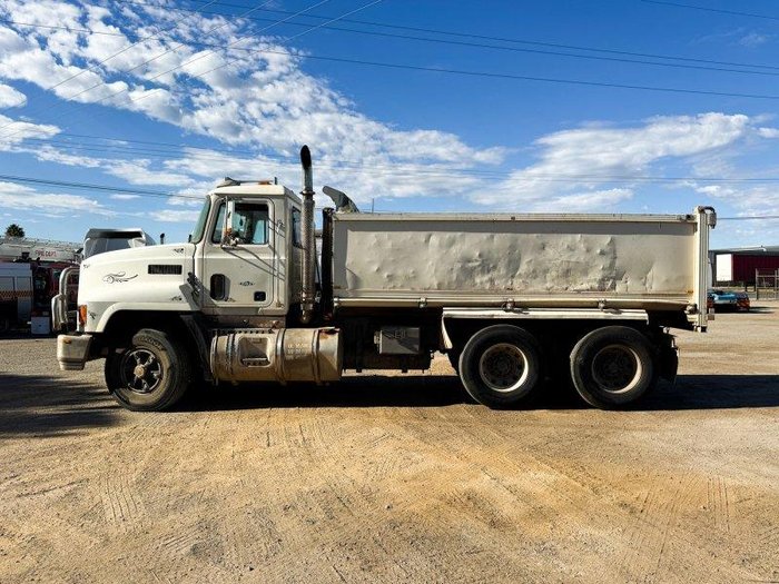 1994 Mack Chr 6X4 Tipper