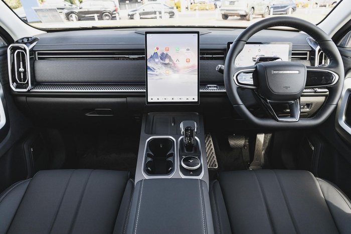 2025 Jaecoo J7 Track