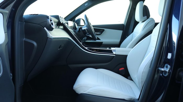 2024 Mercedes-Benz GLC-Class GLC300