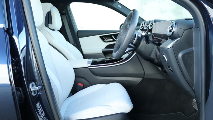 2024 Mercedes-Benz GLC-Class GLC300