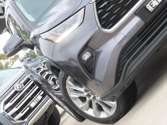 2022 Toyota Kluger Grande