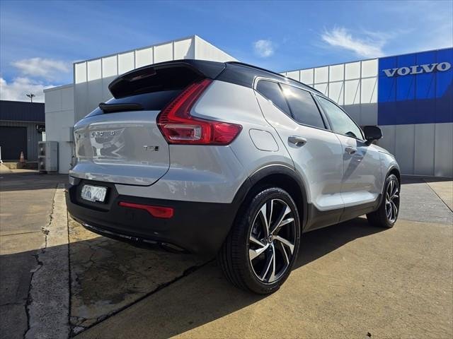 2020 Volvo XC40 T5 R-Design