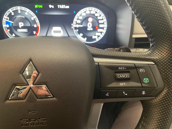 2024 Mitsubishi Outlander Exceed