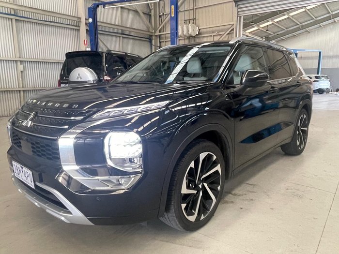 2024 Mitsubishi Outlander Exceed