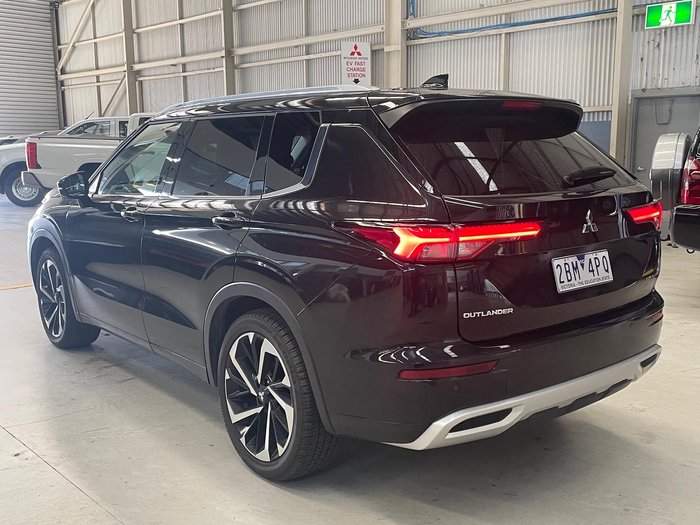 2024 Mitsubishi Outlander Exceed