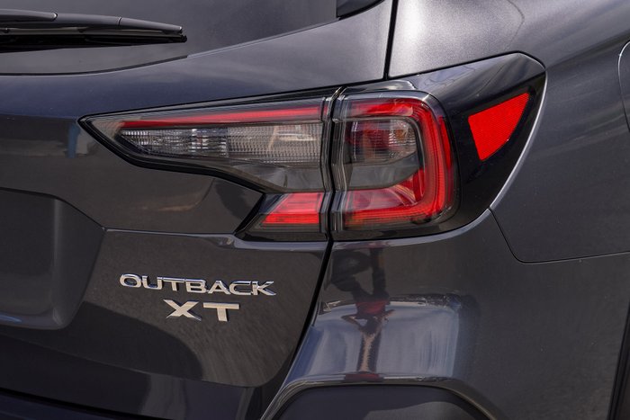 2025 Subaru Outback AWD Touring XT