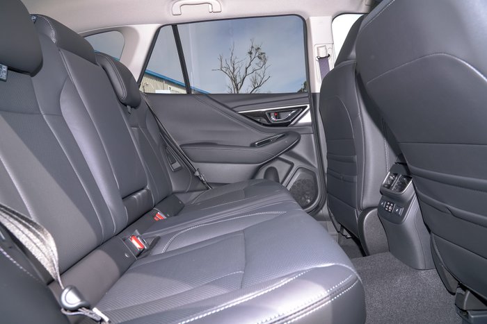 2025 Subaru Outback AWD Touring XT