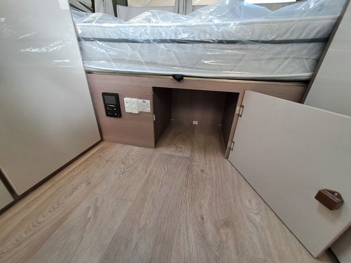 2025 JAYCO PENGUIN OB.CP-MY25