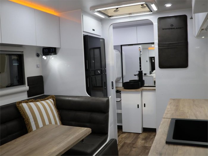 2024 Wonderland RV Amaroo 17Ft 2024 Demo