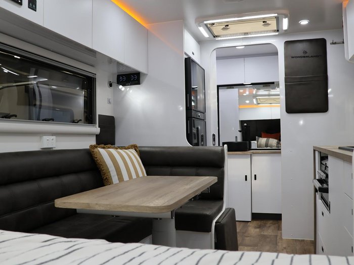 2024 Wonderland RV Amaroo 17Ft 2024 Demo