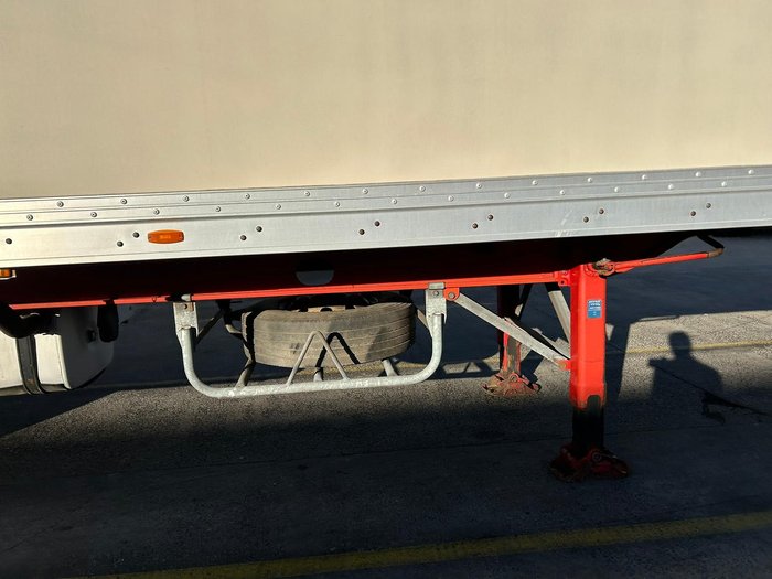 2013 Gray Star St3 22 Pallet Refrigerated Van R/T