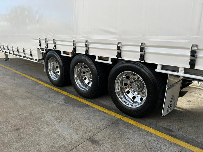 2004 Maxitrans St3 22 Pallet Double Drop Deck Full Mezz (Refrigerated) 