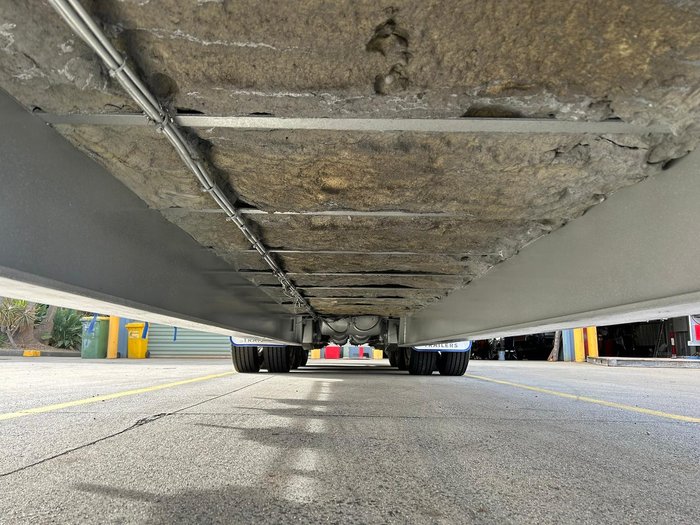 2004 Maxitrans St3 22 Pallet Double Drop Deck Full Mezz (Refrigerated)