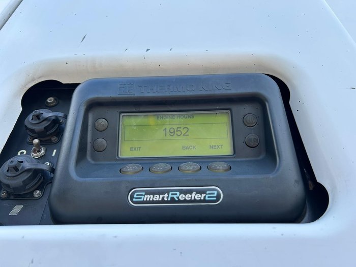 2004 Maxitrans St3 22 Pallet Double Drop Deck Full Mezz (Refrigerated)