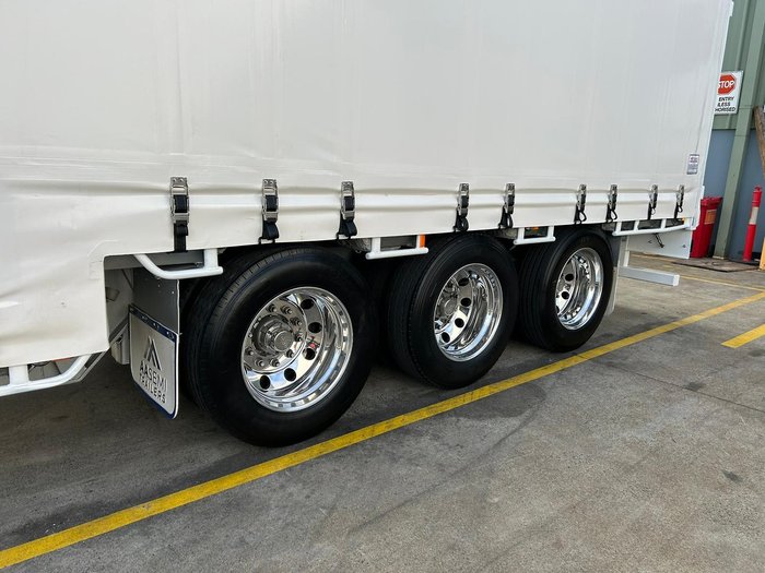 2004 Maxitrans St3 22 Pallet Double Drop Deck Full Mezz (Refrigerated) 