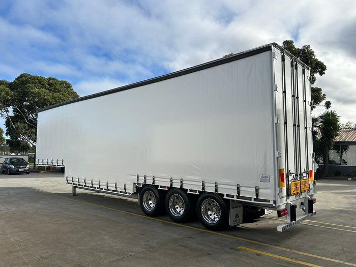 2004 Maxitrans St3 22 Pallet Double Drop Deck Full Mezz (Refrigerated)