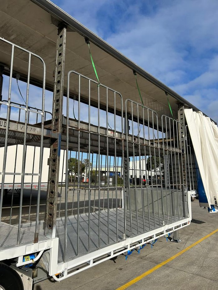 2004 Maxitrans St3 22 Pallet Double Drop Deck Full Mezz (Refrigerated)