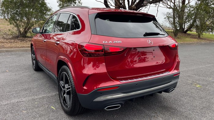 2024 Mercedes-Benz GLA-Class GLA200