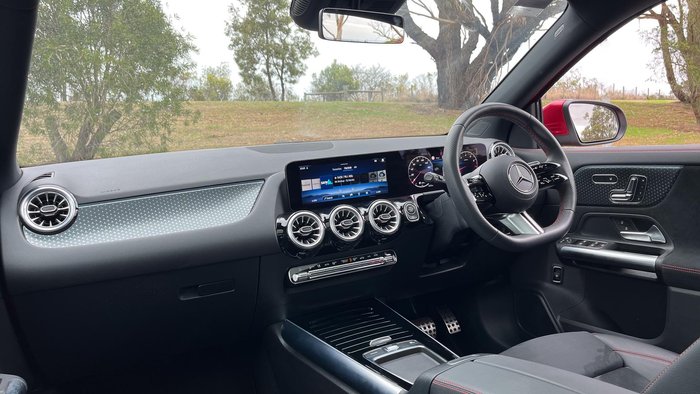 2024 Mercedes-Benz GLA-Class GLA200