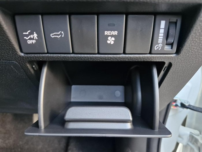 2025 Isuzu MU-X LS-U