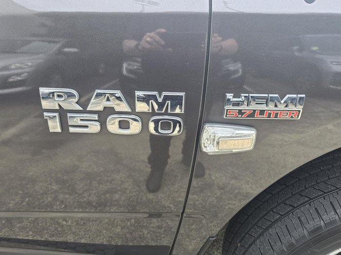 2021 RAM 1500 Express DS MY21 4X4 Dual Range Granite Crystal