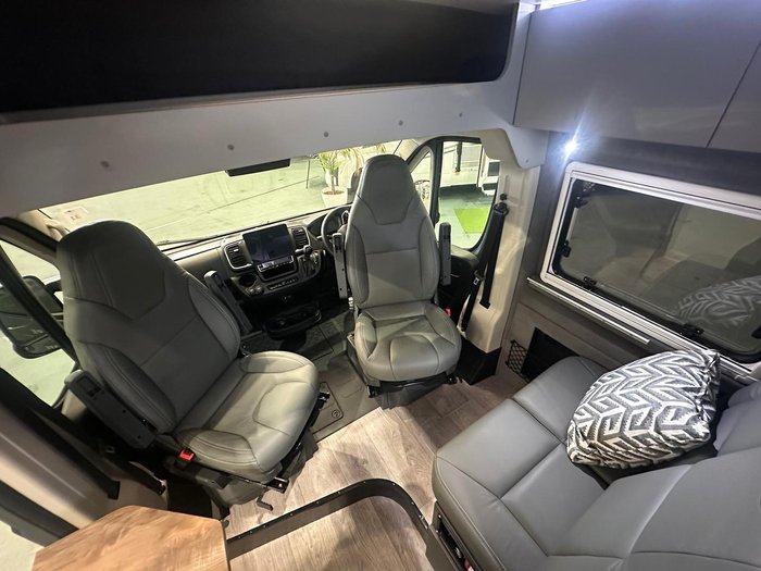 2025 Avida Escape