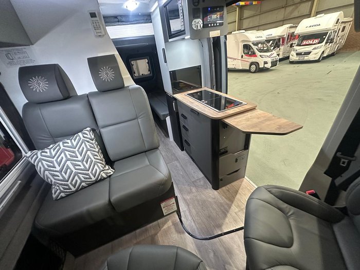 2025 Avida Escape