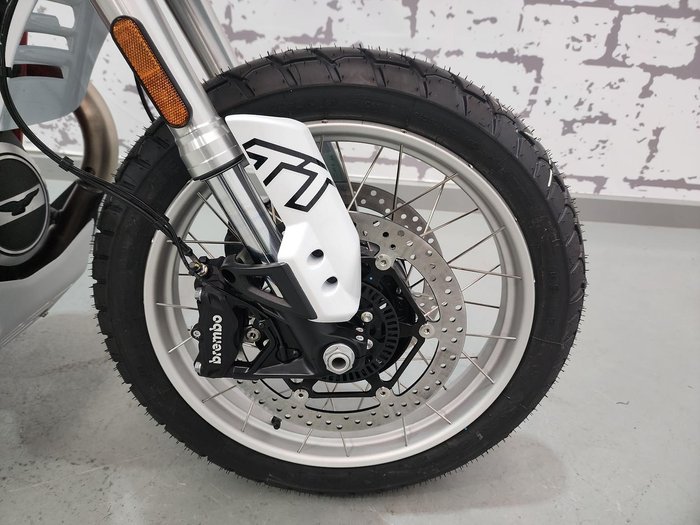 2025 Moto Guzzi V85 TT V85 Grey