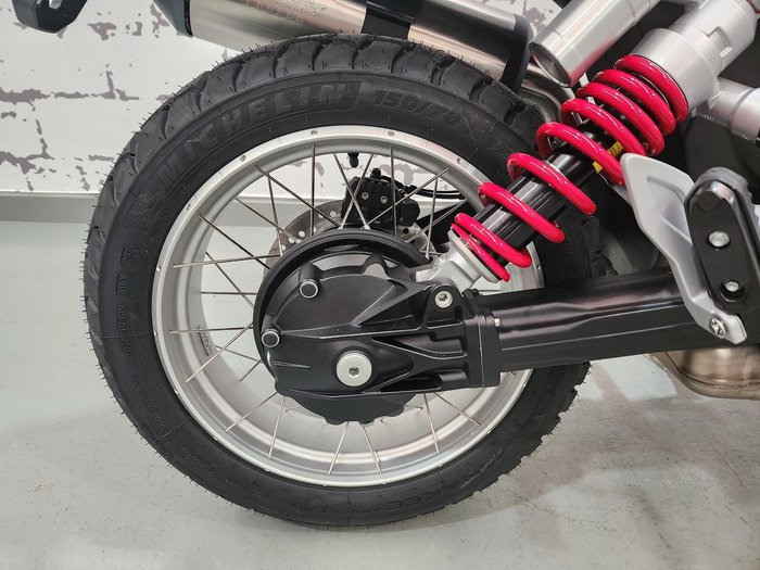 2025 Moto Guzzi V85 TT V85 Grey