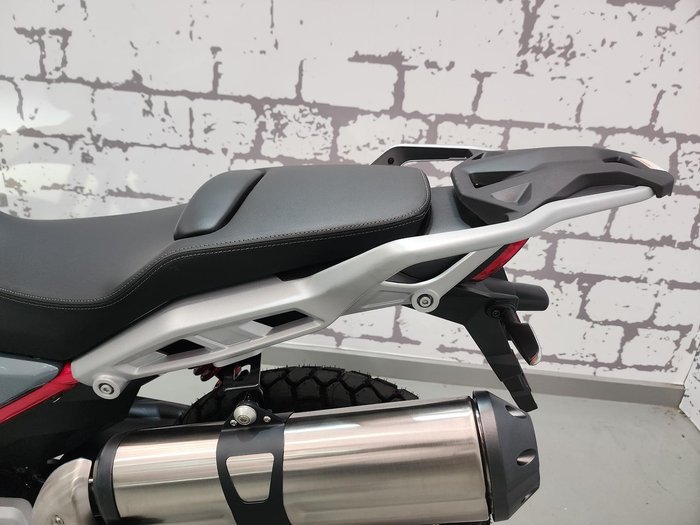 2025 Moto Guzzi V85 TT V85 Grey