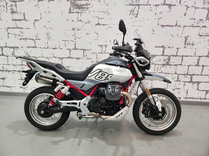2025 Moto Guzzi V85 TT V85 Grey
