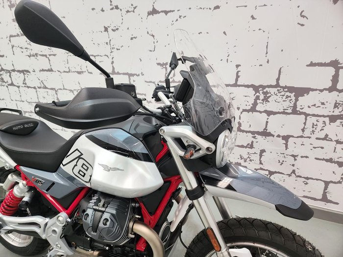 2025 Moto Guzzi V85 TT V85 Grey