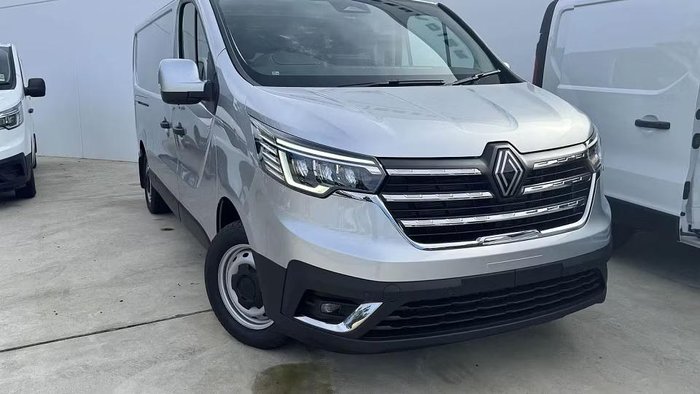 2025 Renault Trafic Premium