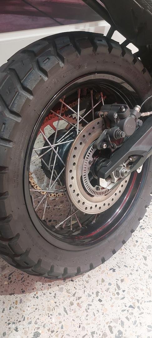 2015 Triumph Tiger 800 XCx Tiger Blue