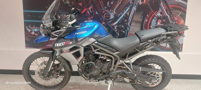 2015 Triumph Tiger 800 XCx Tiger Blue