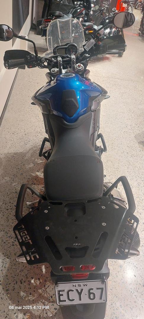 2015 Triumph Tiger 800 XCx Tiger Blue