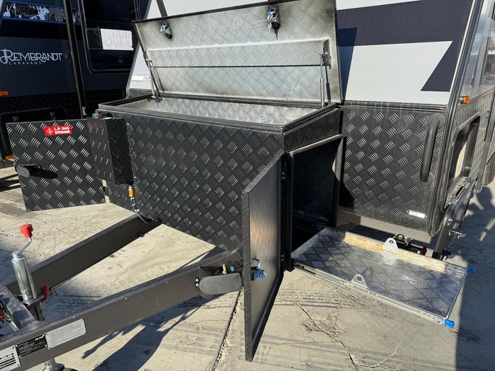 2025 Millard Display Sale X-Rider Captains Chairs