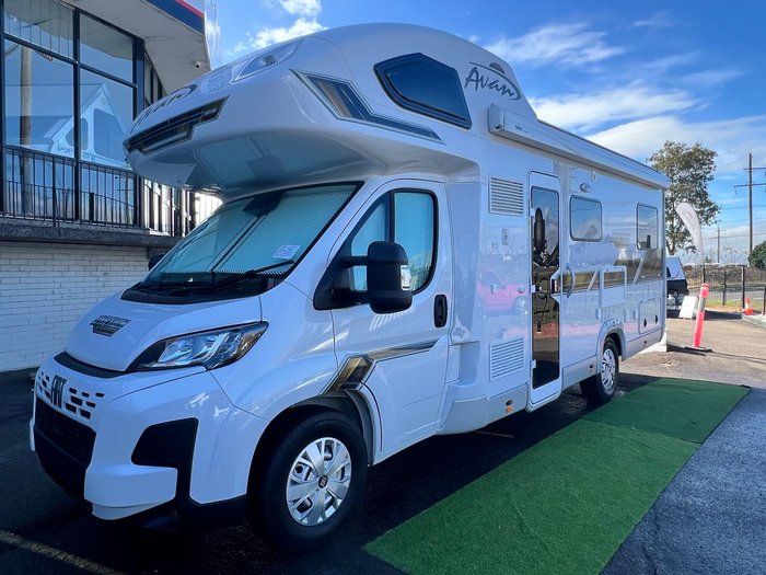2025 Avan Ovation