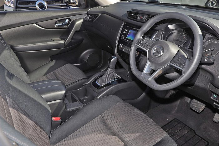 2020 Nissan X-TRAIL ST