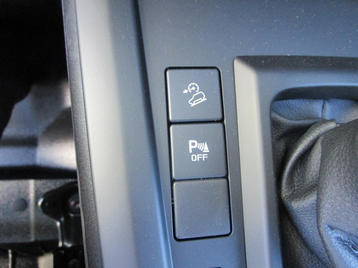 2025 Isuzu D-MAX X-RIDER