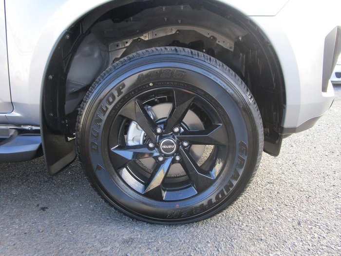 2025 Isuzu D-MAX X-RIDER