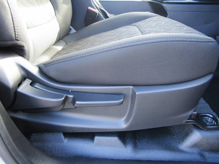 2025 Isuzu D-MAX X-RIDER