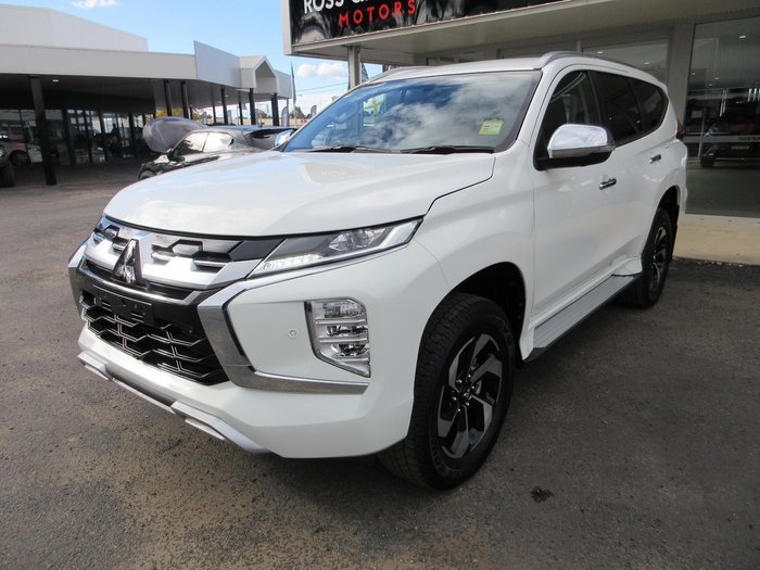 2024 Mitsubishi Pajero Sport Exceed