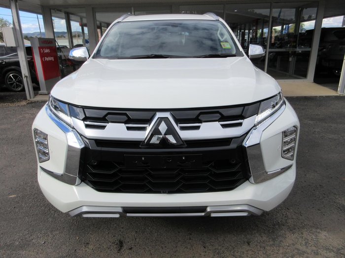 2024 Mitsubishi Pajero Sport Exceed