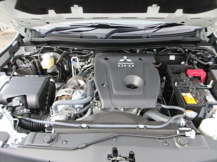 2024 Mitsubishi Pajero Sport Exceed