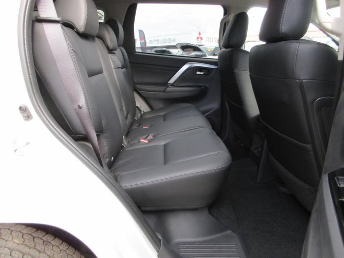 2024 Mitsubishi Pajero Sport Exceed