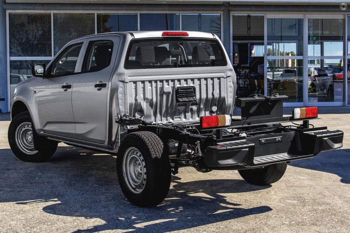 2025 Isuzu D-MAX SX MY24 4X4 Dual Range Mercury Silver