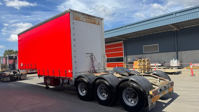 2008 Krueger 12P Drop Deck A Mezzanine Curtain Sider White