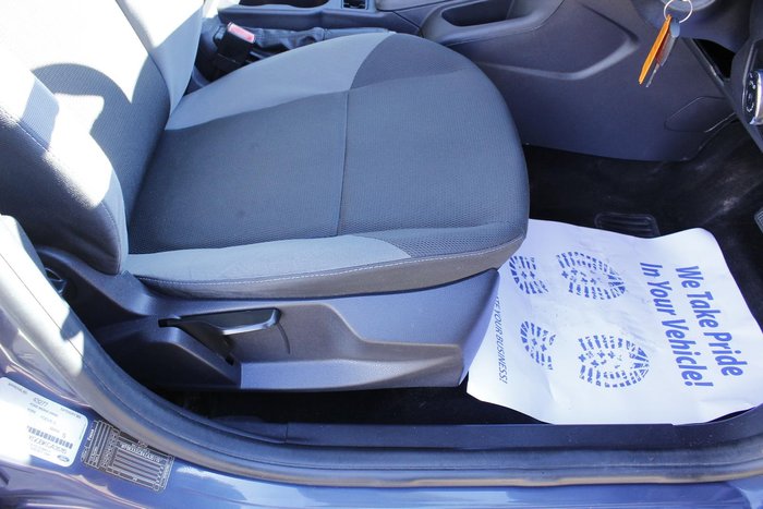 2012 Ford Focus Ambiente LW Midnight Sky